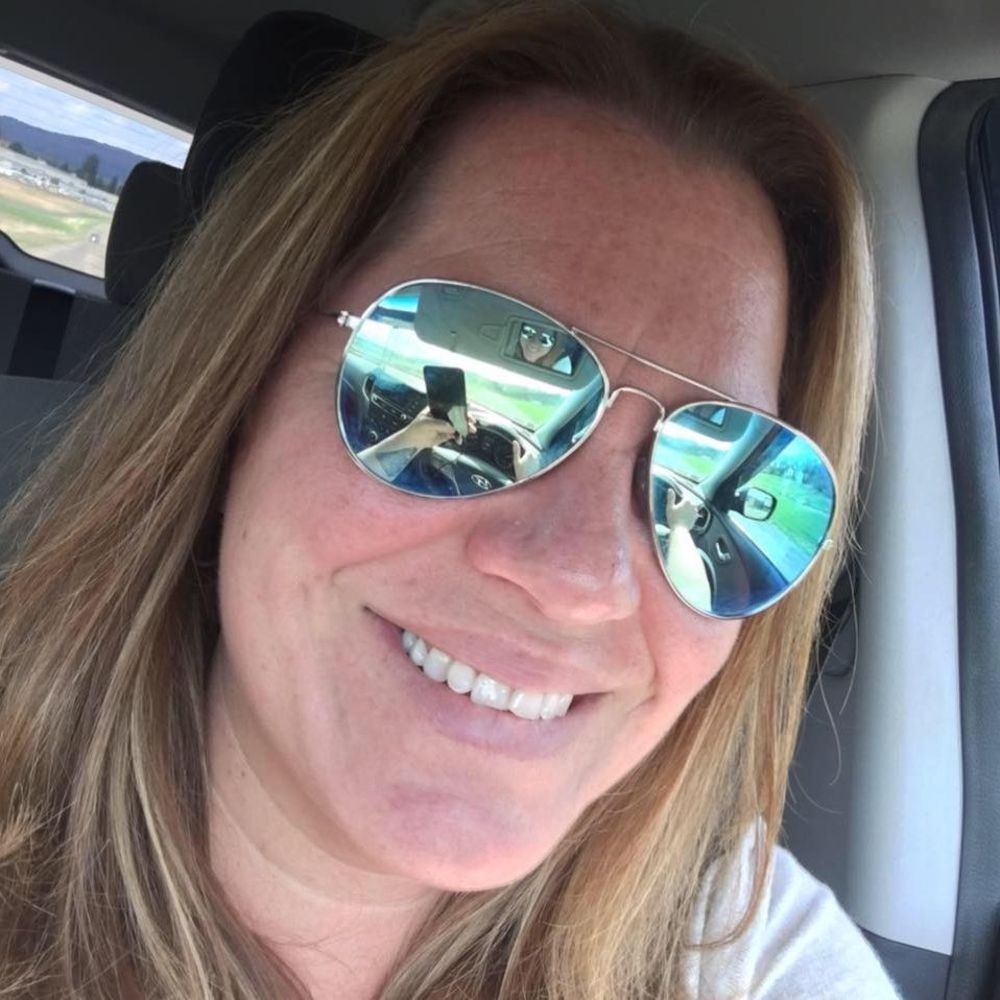 Meet your Posher, Carrie